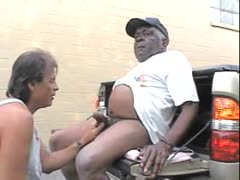 Old homeless couple had oral sex in the back of their car